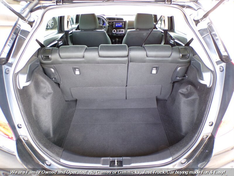 Used 2019 Honda Fit LX image 11