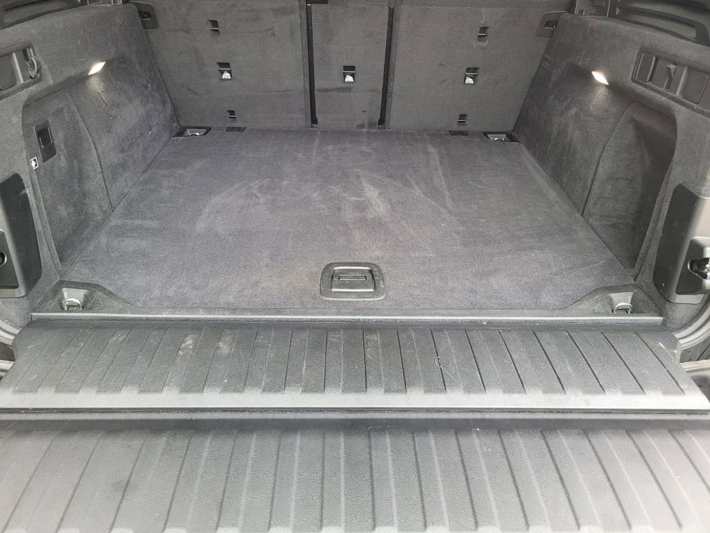 Used 2020 BMW X5 xDrive40i w/ Convenience Package image 57