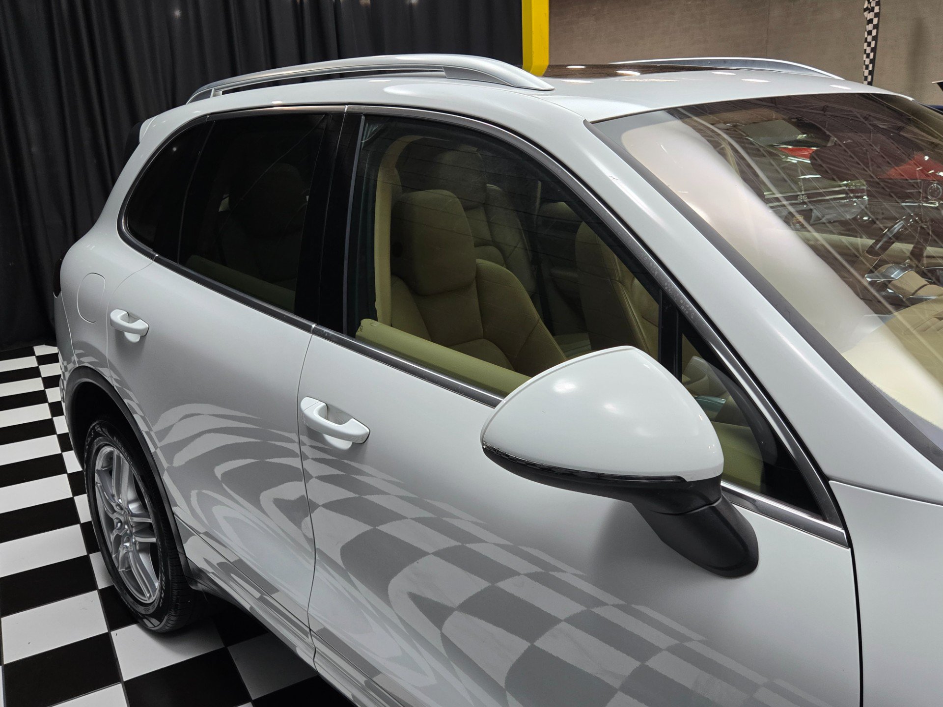 Used 2017 Porsche Cayenne S AWD/4WD image 55
