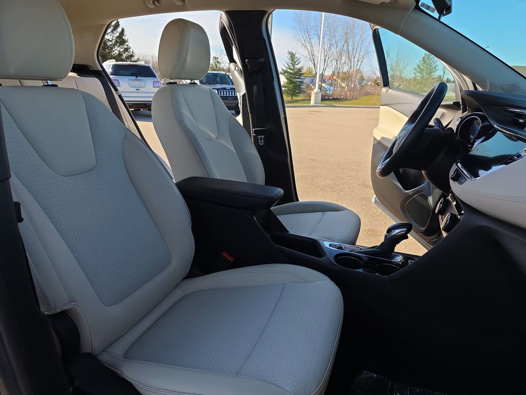 Used 2023 Buick Encore GX Preferred w/ Cold Weather Comfort Package image 10