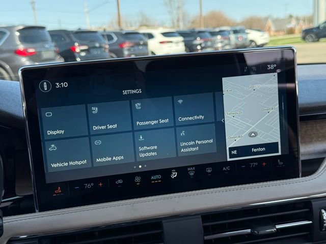 Used 2024 Lincoln Corsair Grand Touring image 24