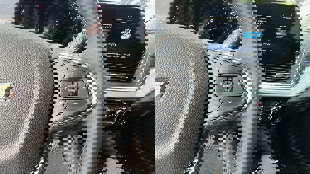 New 2026 Chevrolet Trax LT w/ LT Convenience Package image 20