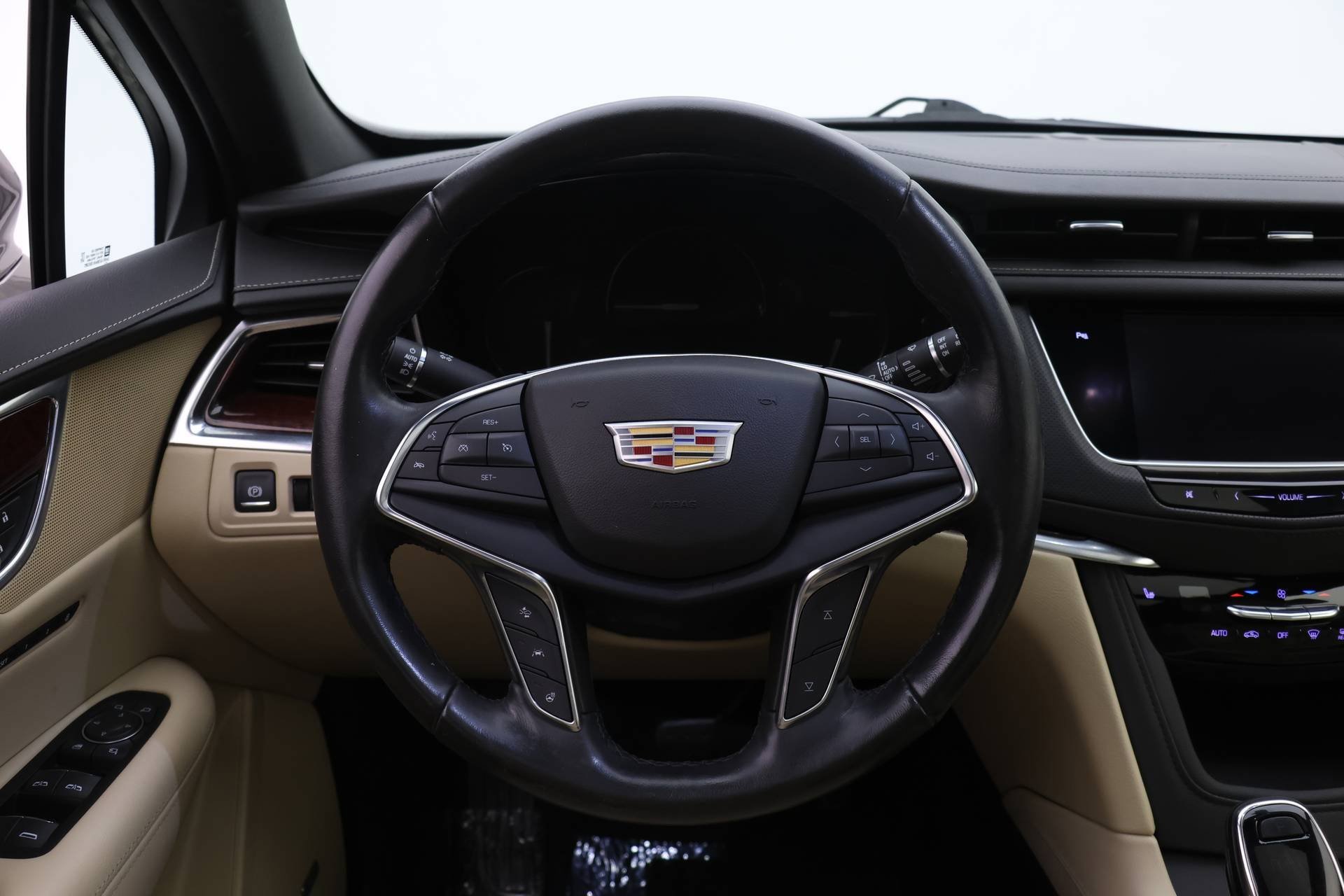 Used 2019 Cadillac XT5 Luxury image 16