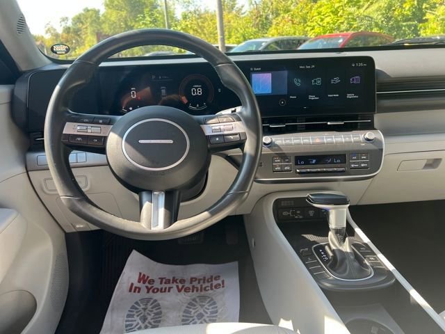 Used 2024 Hyundai Kona SEL image 21