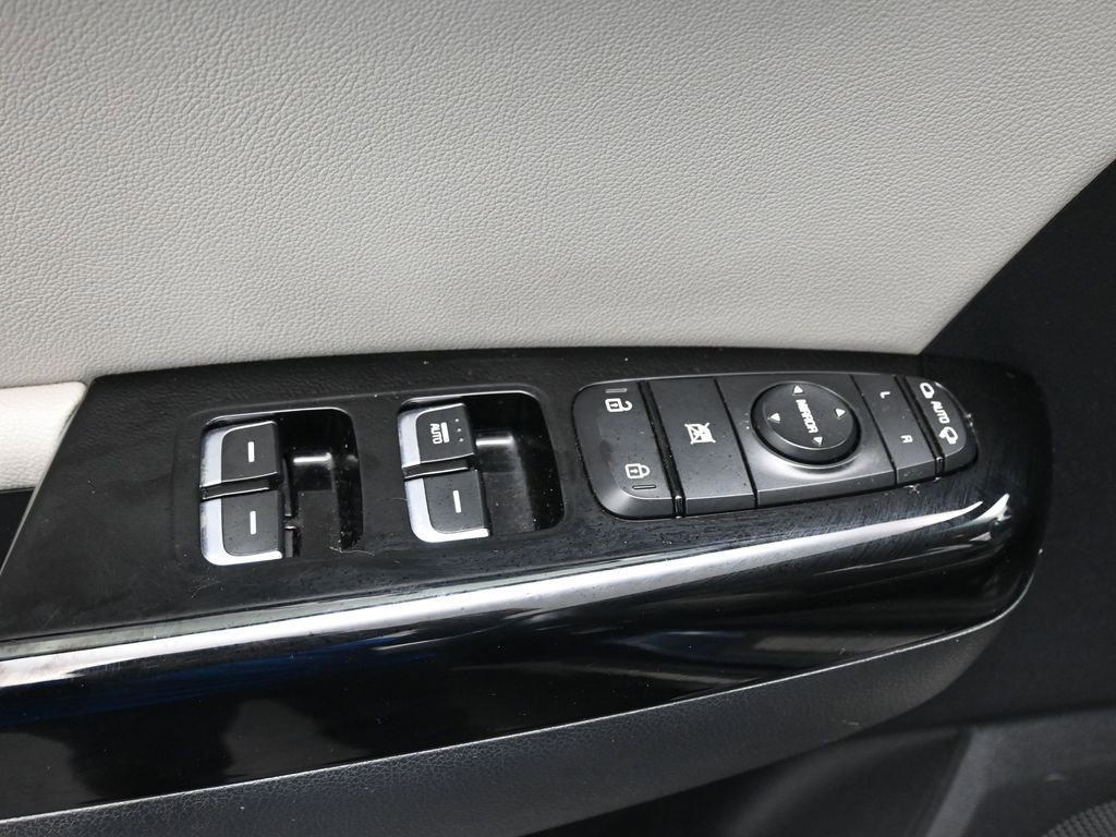 Used 2018 Kia Sportage EX w/ EX Sport Appearance Package image 13