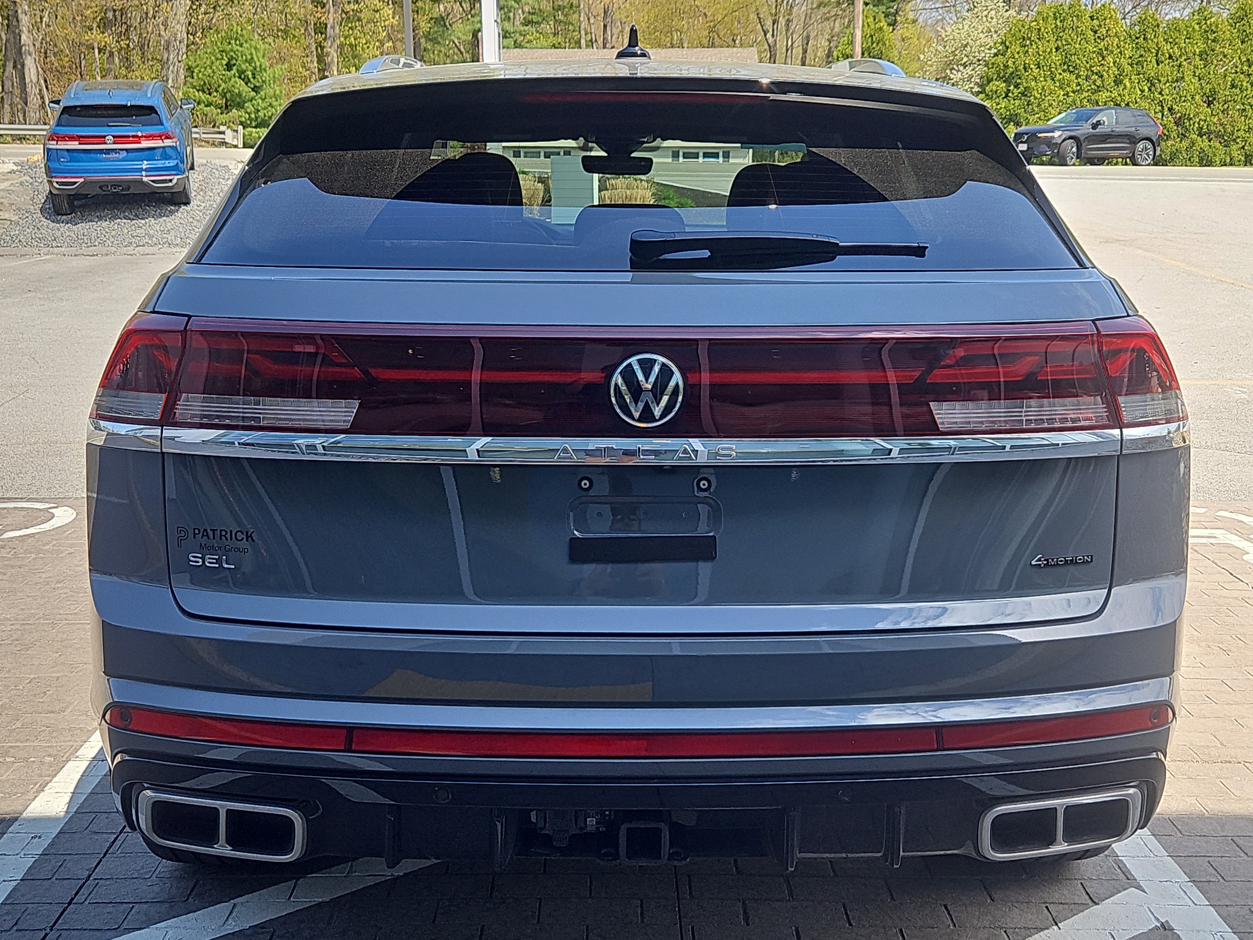 Certified 2024 Volkswagen Atlas Cross Sport SEL Premium R-Line AWD/4WD image 34