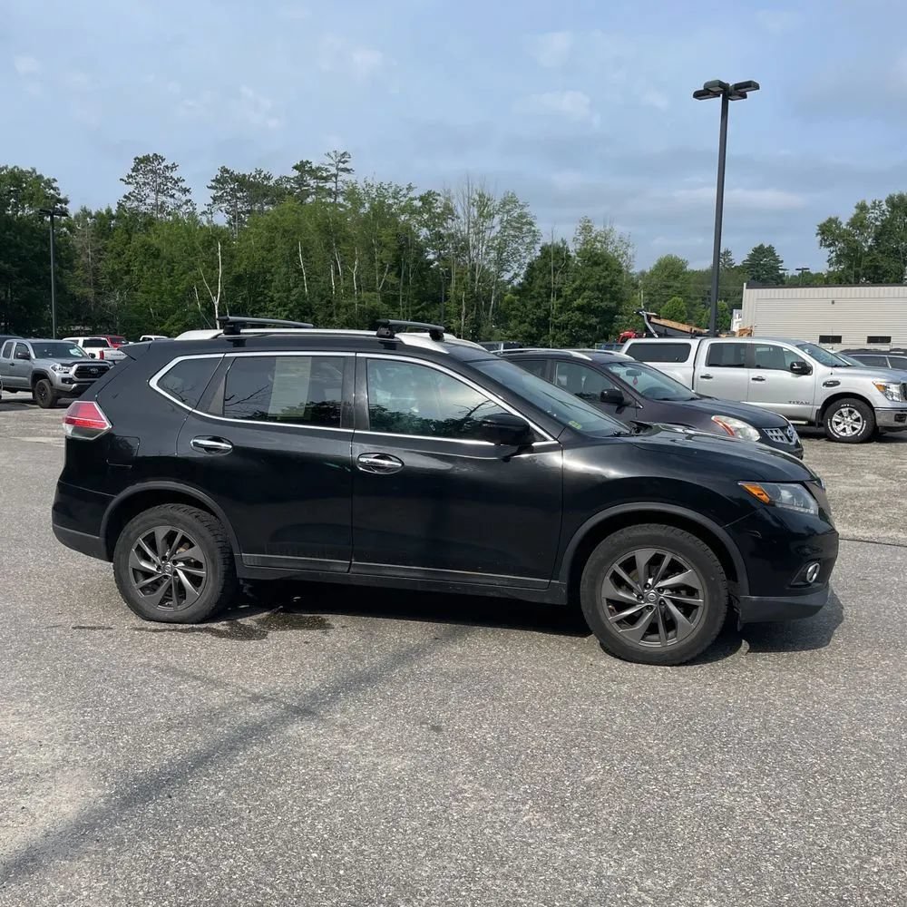 Used 2016 Nissan Rogue SL w/ SL Premium Package AWD/4WD image 10