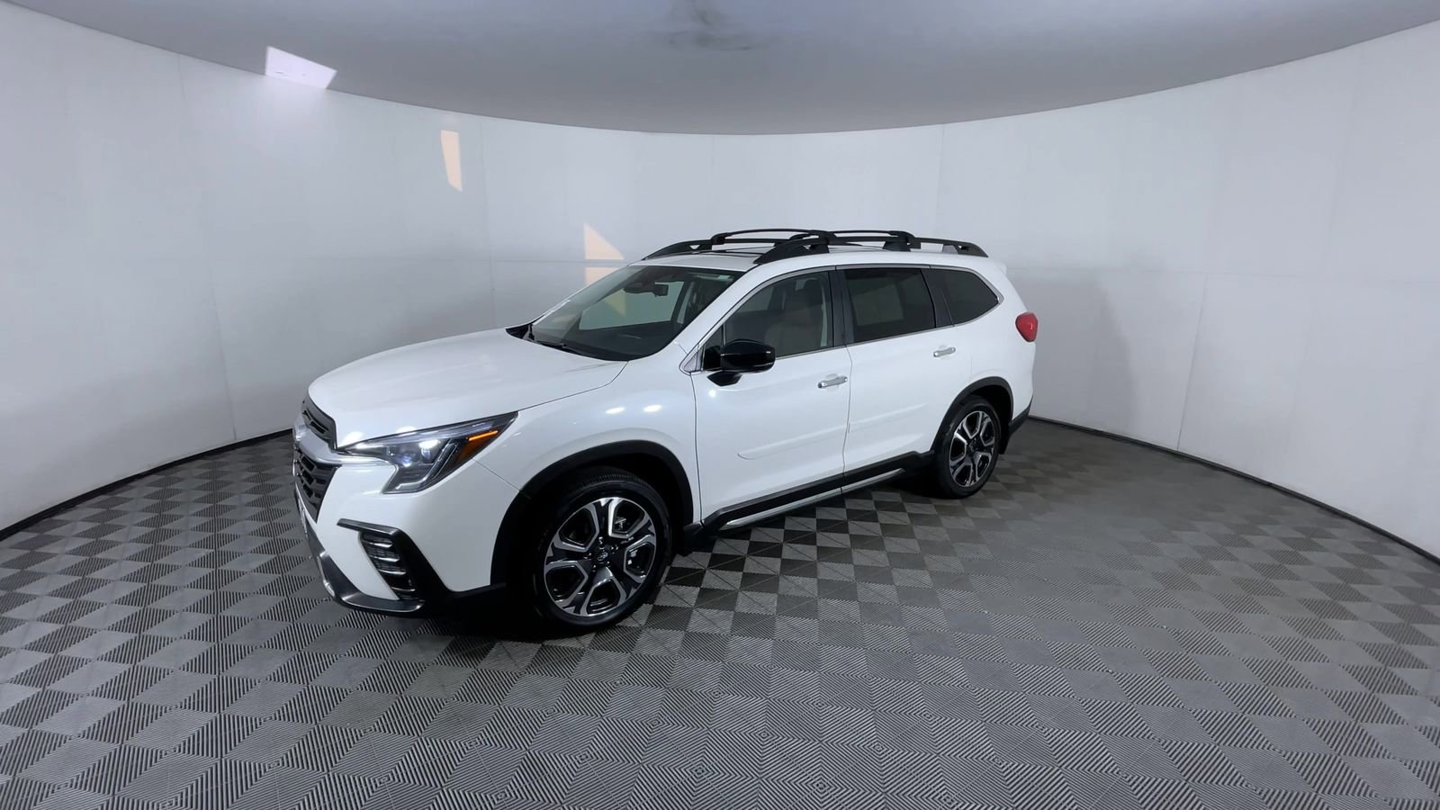 Certified 2025 Subaru Ascent Touring image 4