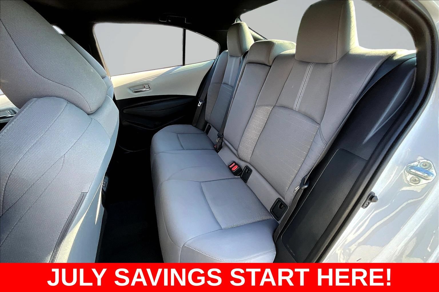Used 2025 Toyota Corolla SE FWD image 29
