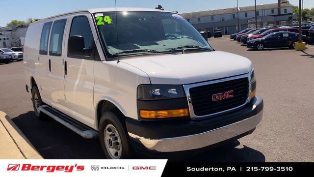 Certified 2024 GMC Savana 2500 w/ Driver Convenience Package RWD image 2
