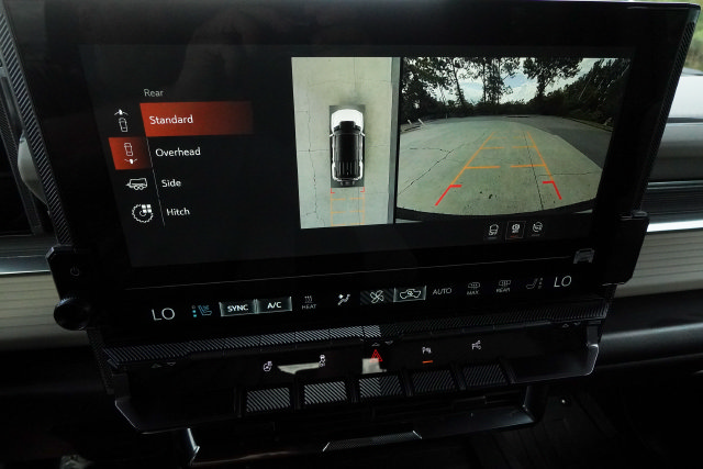 Used 2026 GMC Hummer EV SUV AWD/4WD image 17
