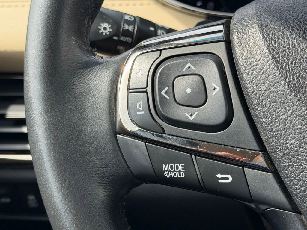 Used 2014 Toyota Avalon XLE Touring image 20