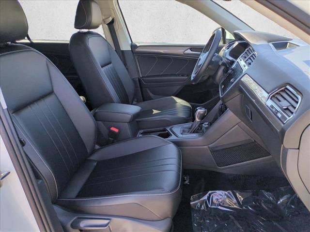 Used 2022 Volkswagen Tiguan SE FWD image 21