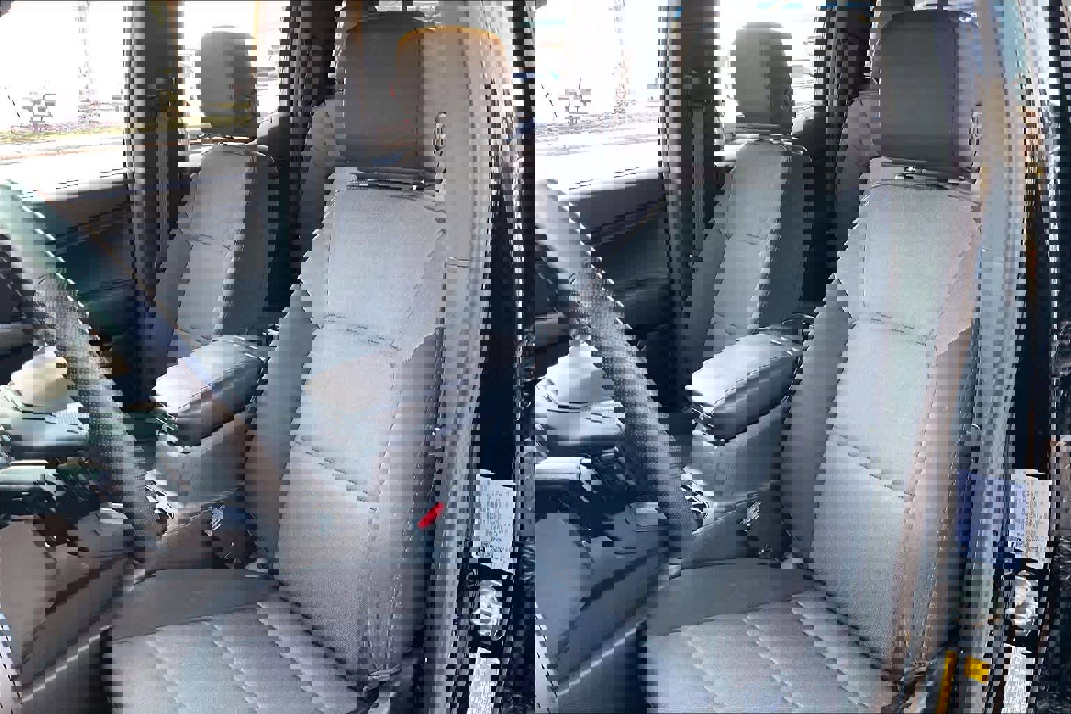 Used 2023 Chevrolet Colorado Trail Boss w/ Technology Package image 9