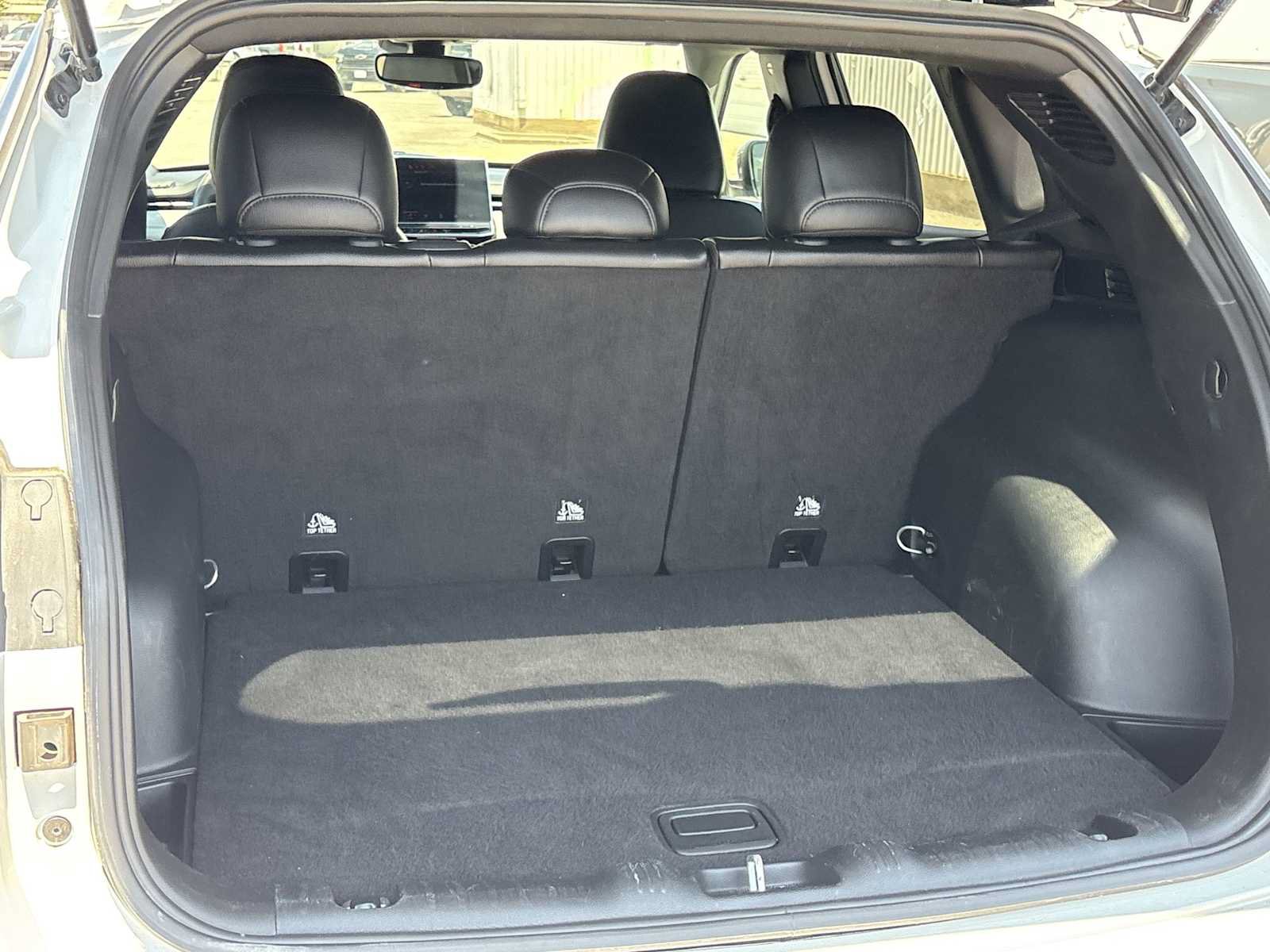 Used 2025 Jeep Compass Limited AWD/4WD image 23