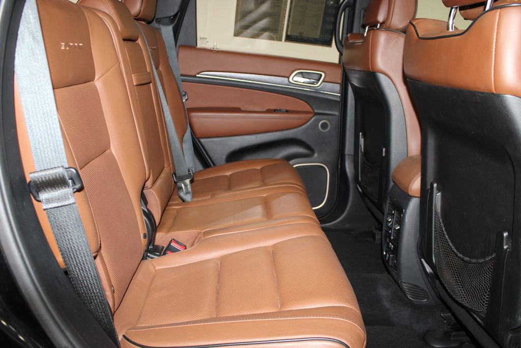 Used 2017 Jeep Grand Cherokee Summit image 29
