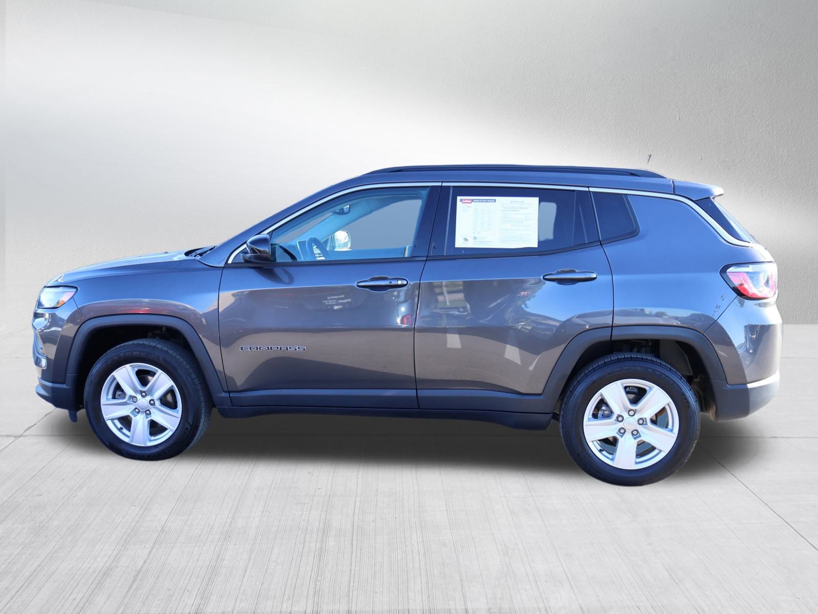 Used 2022 Jeep Compass Latitude w/ Convenience Group image 4