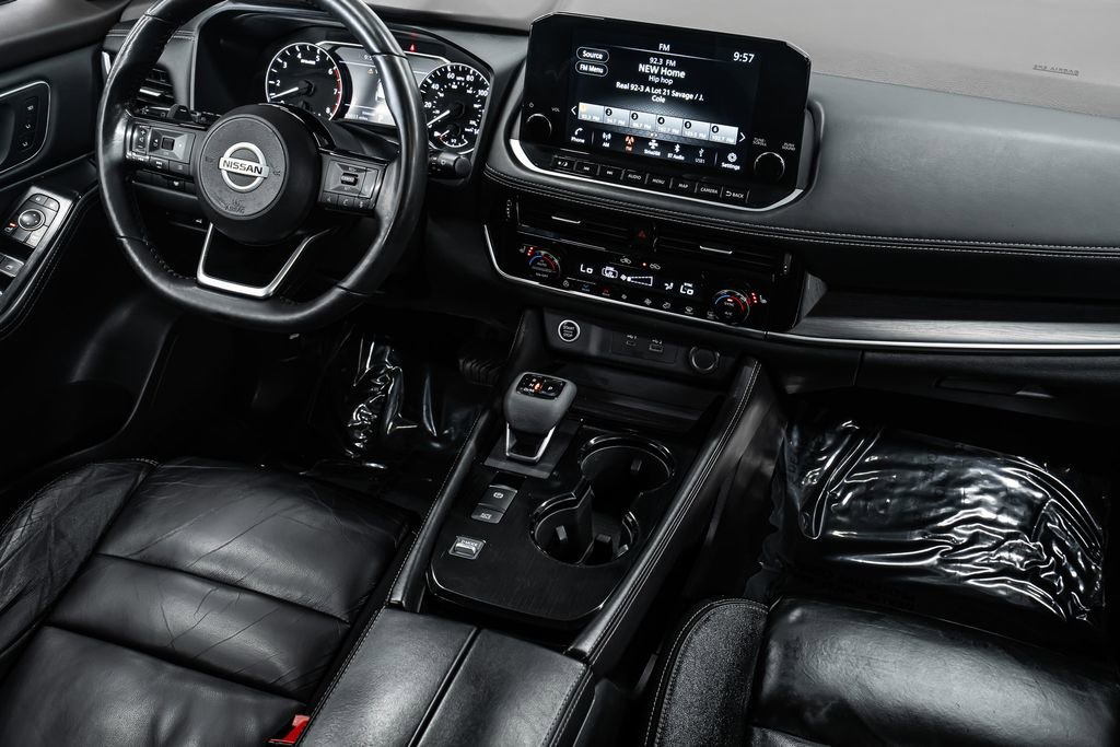 Used 2021 Nissan Rogue SL w/ Premium Package image 26