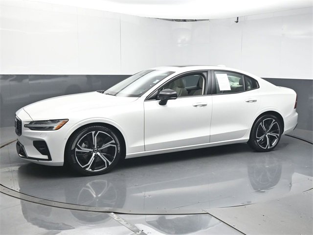 Used 2024 Volvo S60 B5 Plus w/ Climate Package image 4