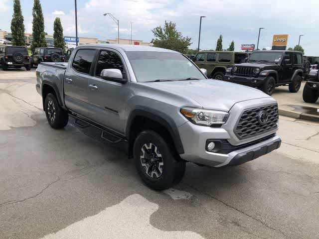 Used 2021 Toyota Tacoma TRD Off-Road w/ Technology Package AWD/4WD image 8