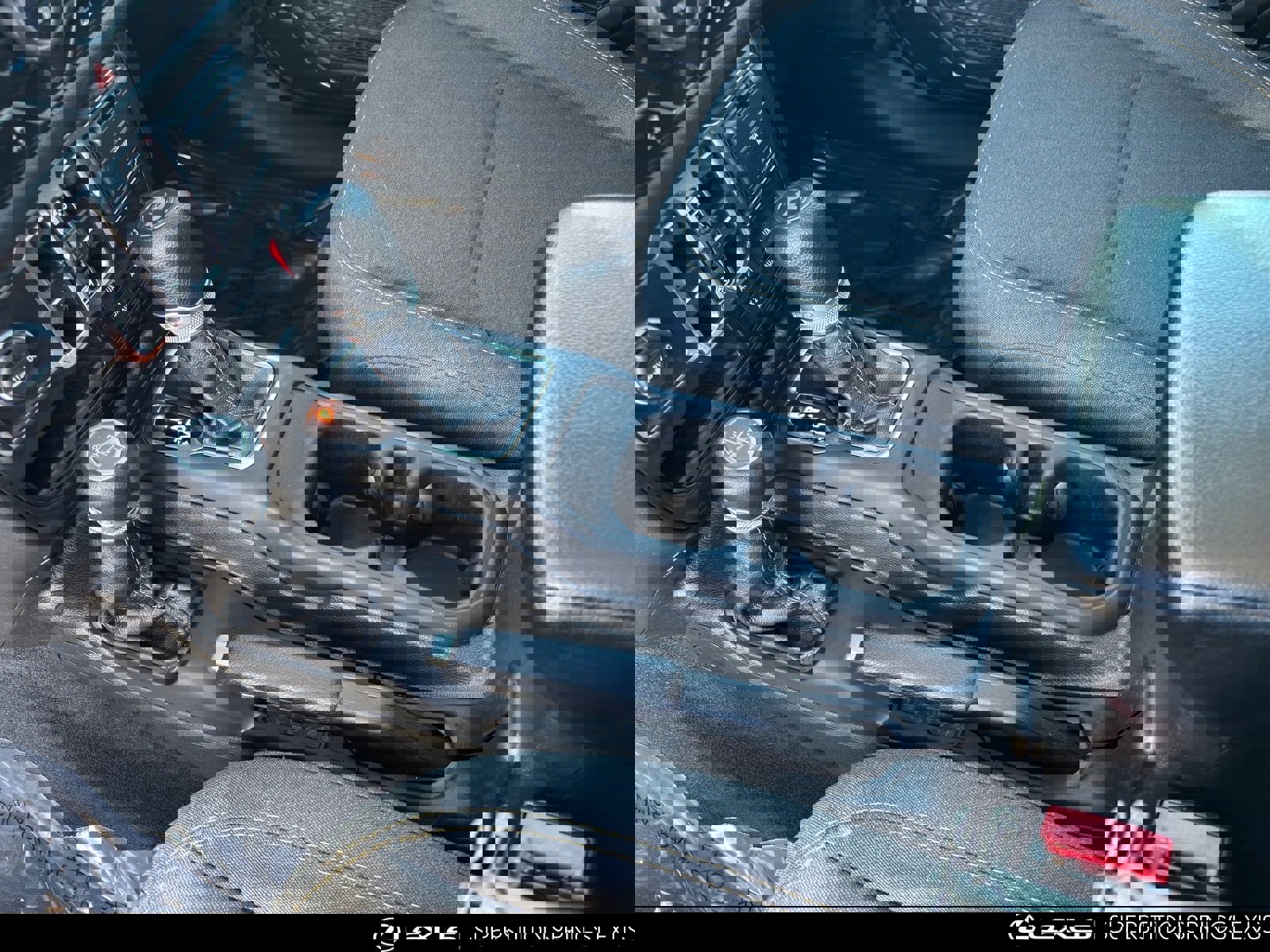 Used 2024 Jeep Wrangler Sport S image 25