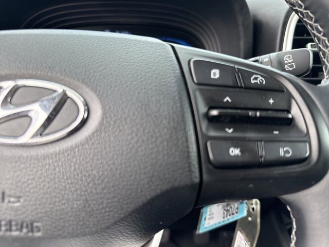 Certified 2023 Hyundai Venue SEL image 36
