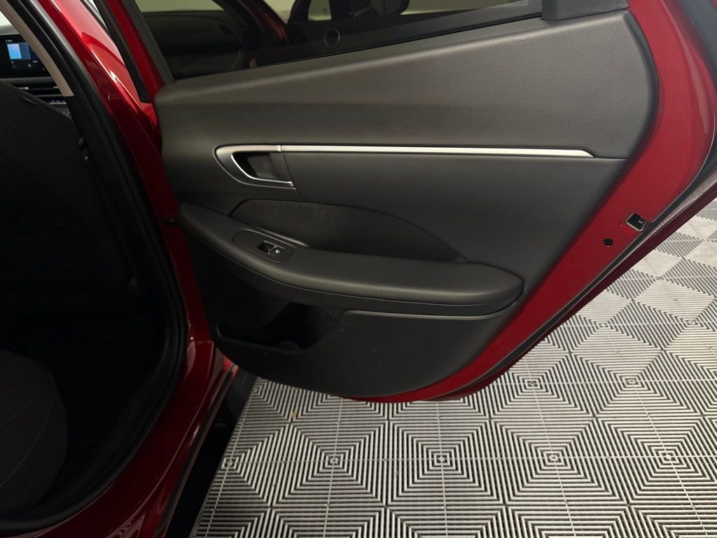 Used 2025 Hyundai Sonata SEL image 30