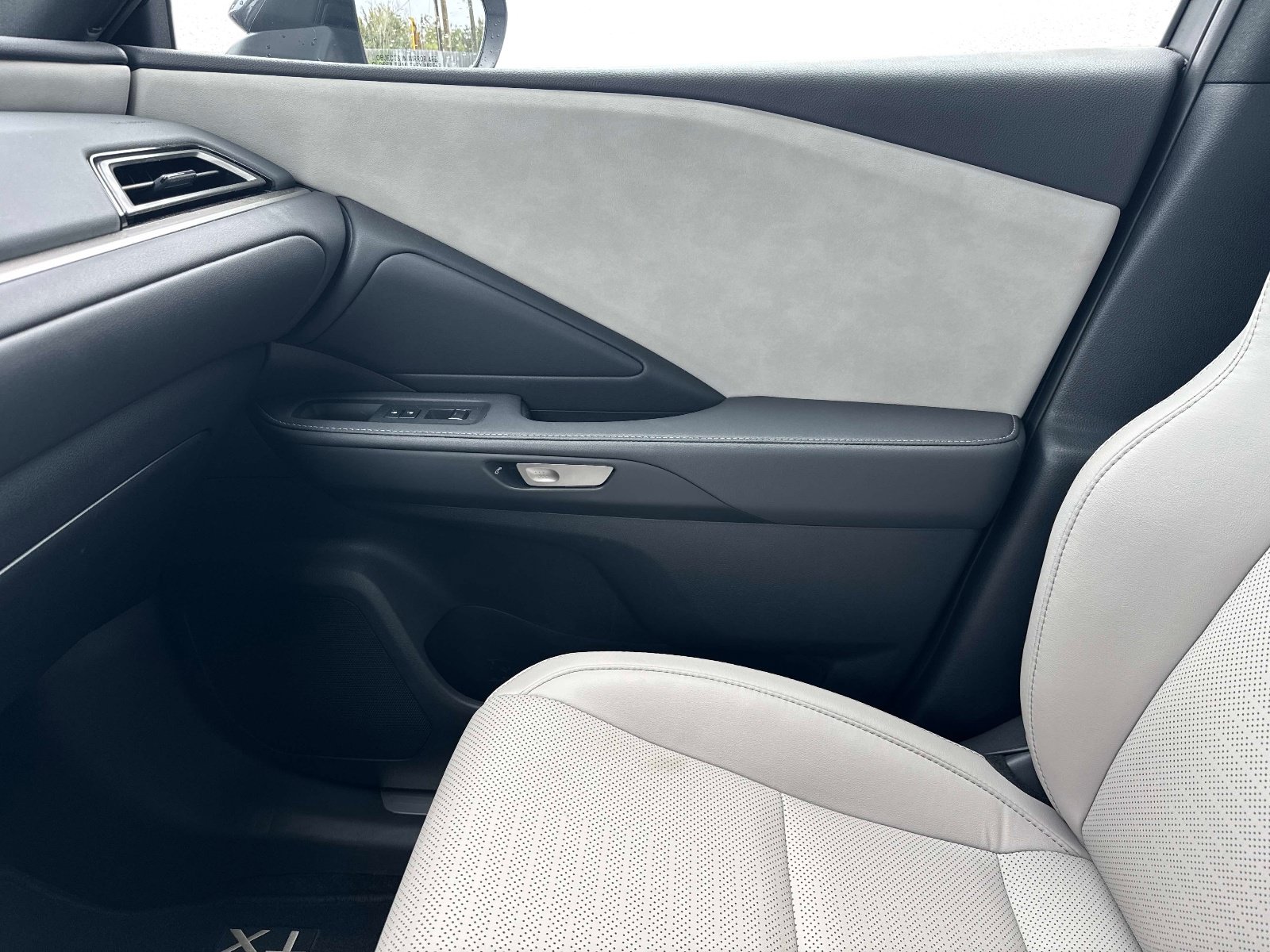 Used 2026 Lexus TX 350 AWD w/ Technology Package image 25