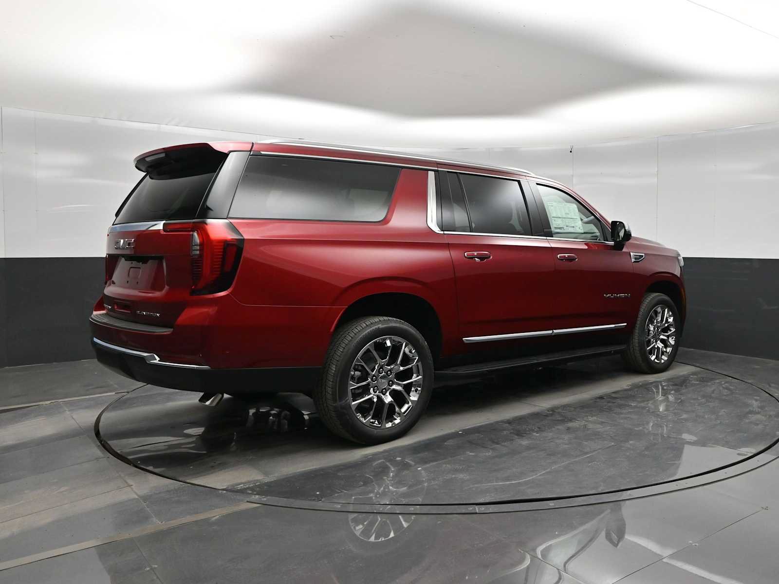 New 2026 GMC Yukon XL Elevation w/ Elevation Premium Package AWD/4WD image 8