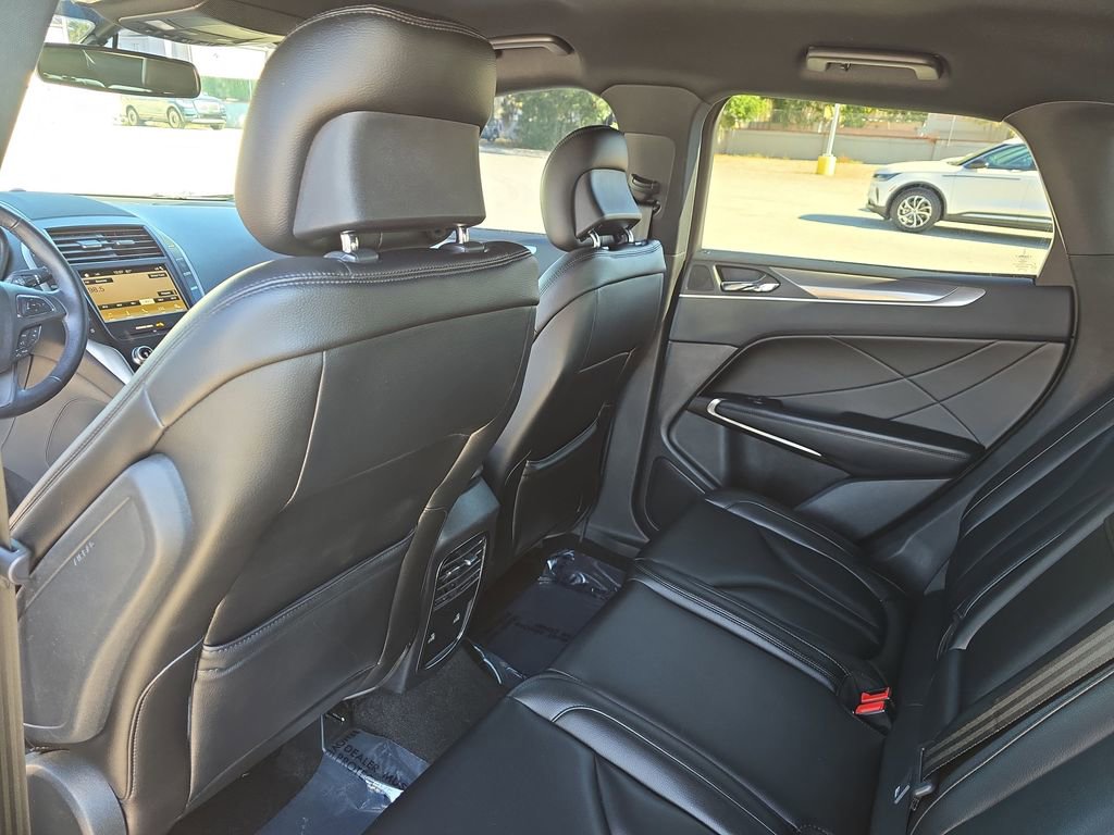 Used 2019 Lincoln MKC Premiere image 12