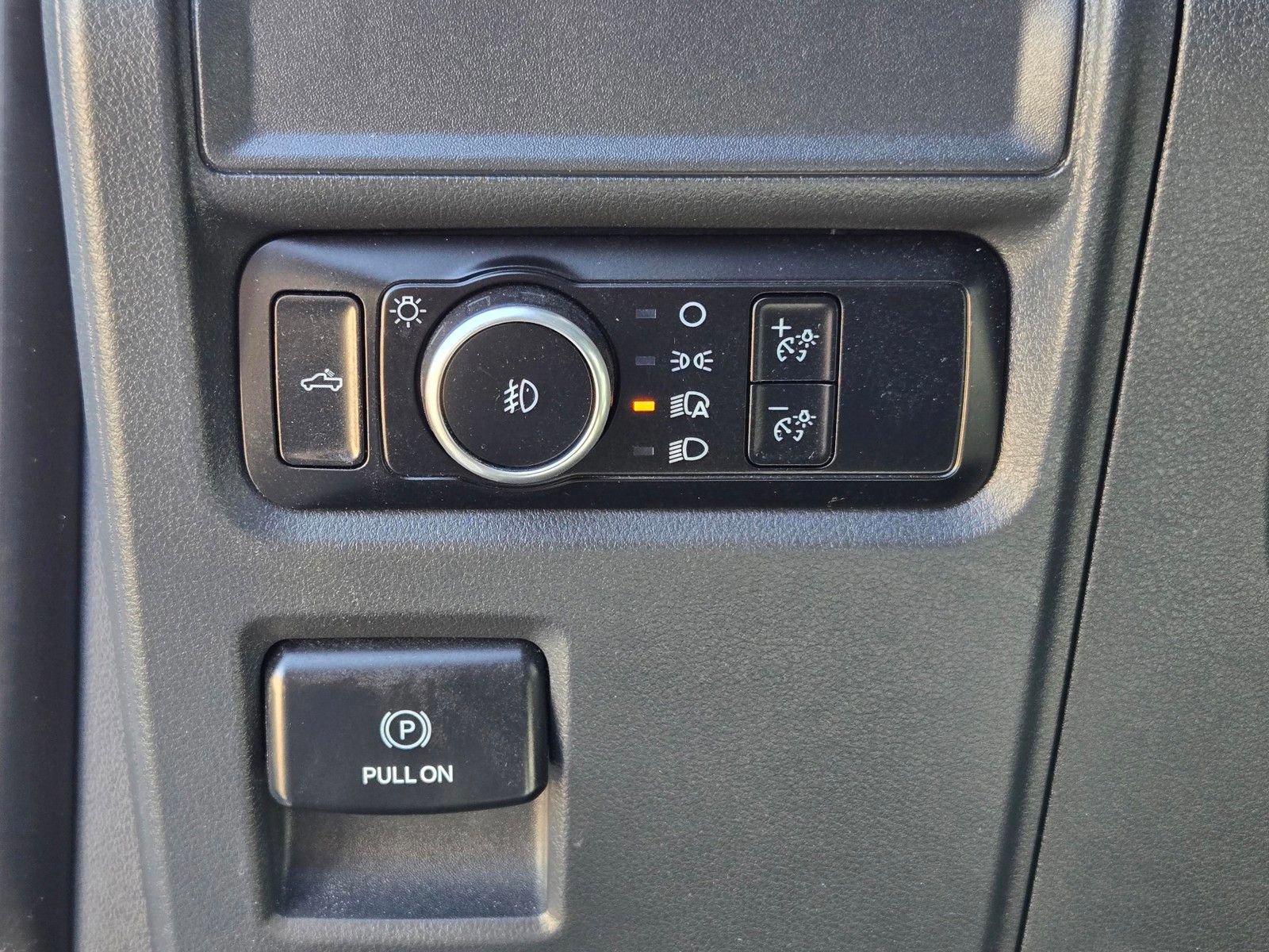 Used 2024 Ford F150 XL w/ Equipment Group 103A High AWD/4WD image 16
