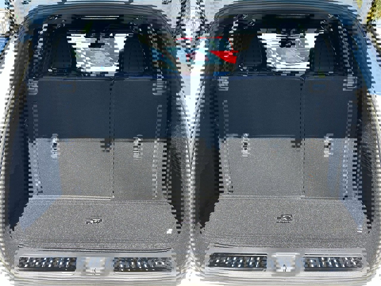 New 2026 INFINITI QX60 Luxe w/ Dark Cargo Package image 13