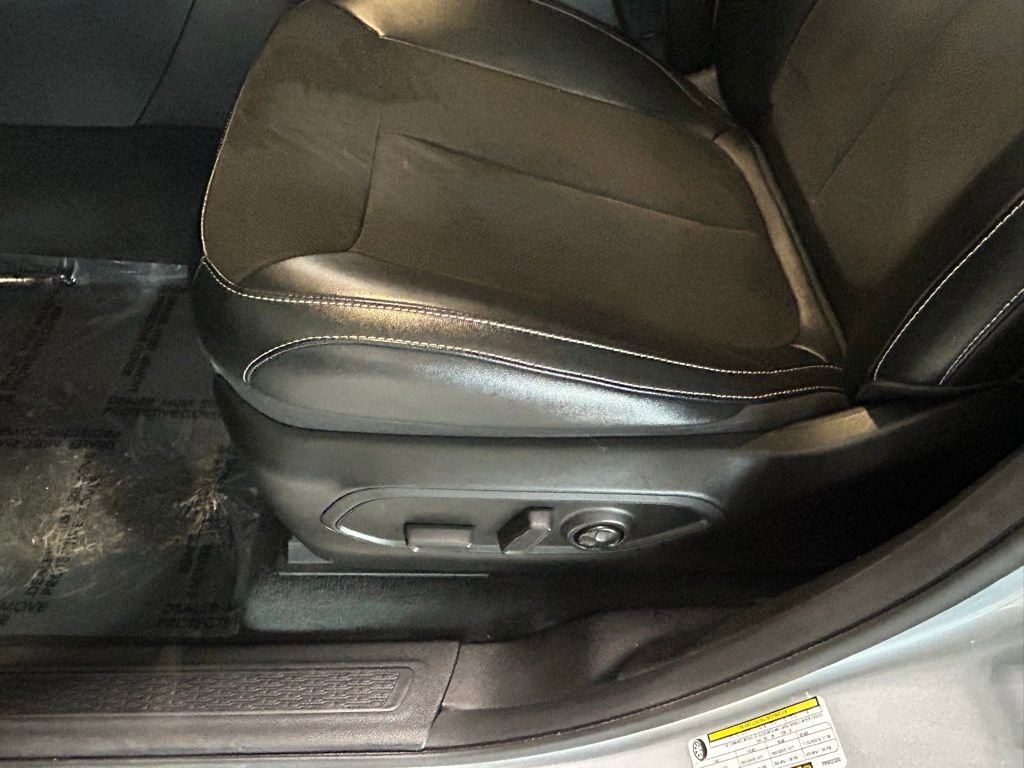 Used 2023 Jeep Grand Cherokee L Laredo image 21