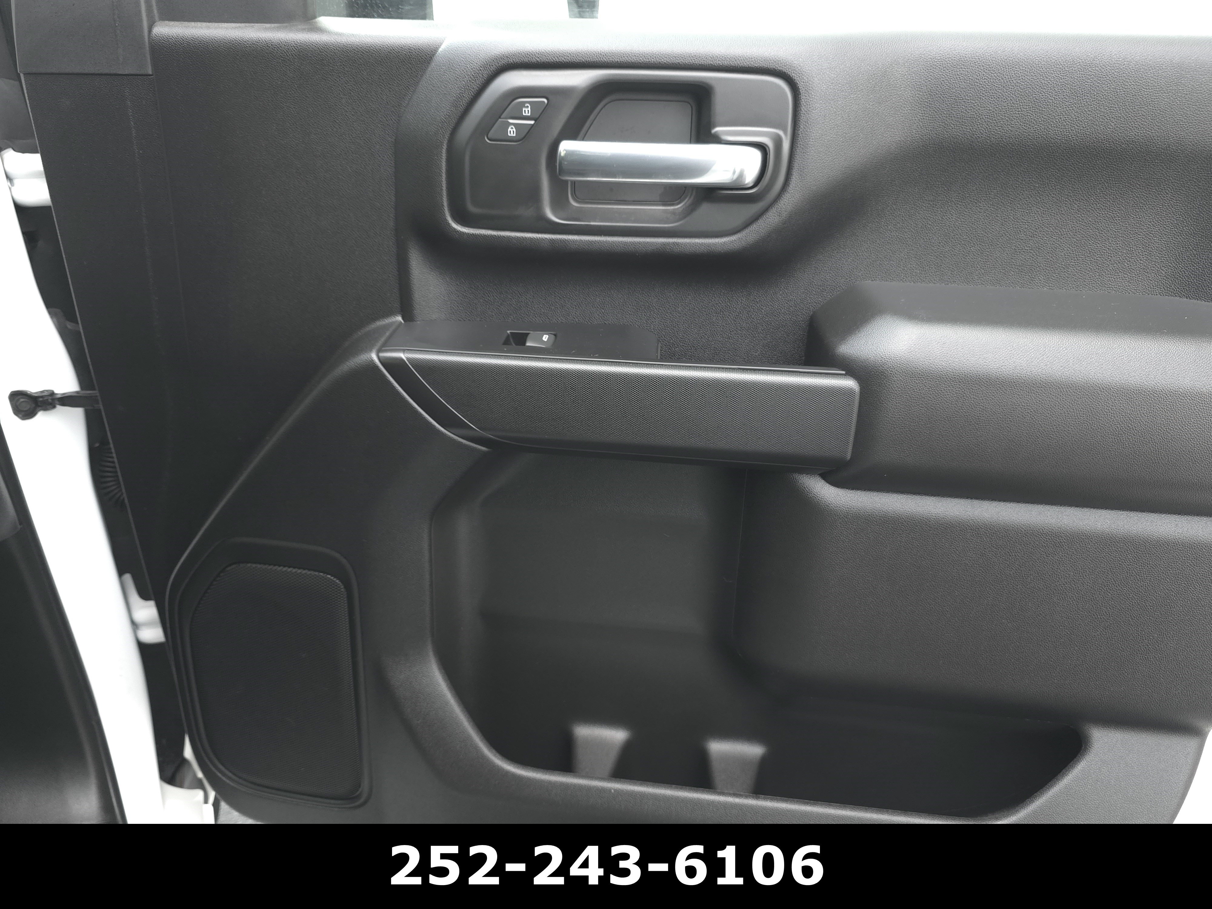 Used 2023 Chevrolet Silverado 2500 Custom w/ Custom Convenience Package AWD/4WD image 33
