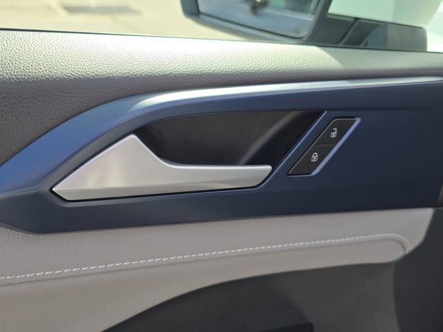 Used 2024 Volkswagen Taos SE image 20