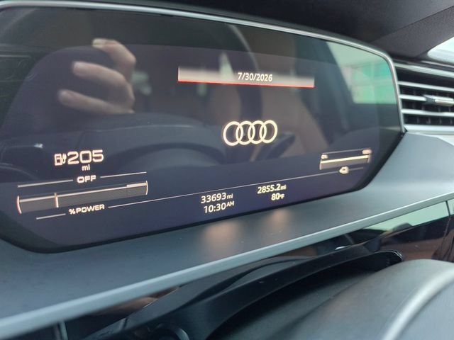 Used 2022 Audi e-tron Premium w/ Towing Package AWD/4WD image 46
