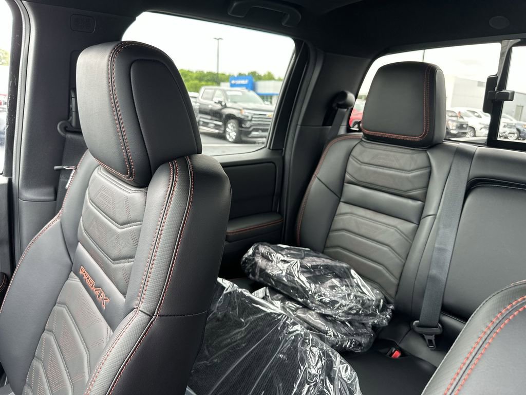 New 2026 Nissan Frontier PRO-4X AWD/4WD image 12