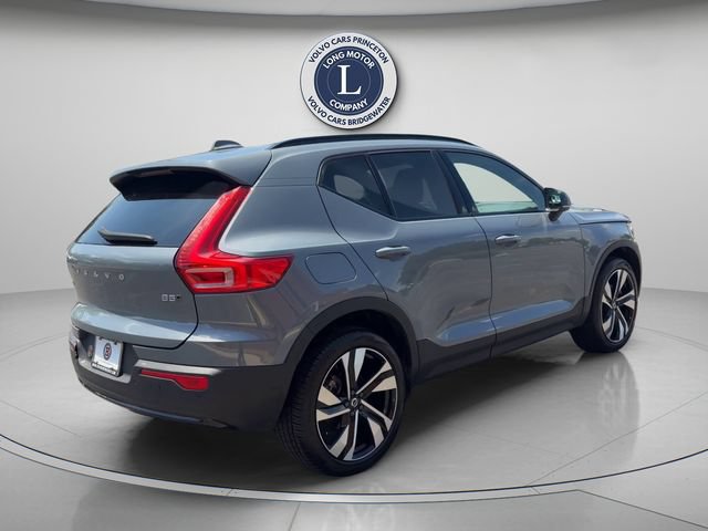 Certified 2023 Volvo XC40 B5 Plus w/ Climate Package AWD/4WD image 7