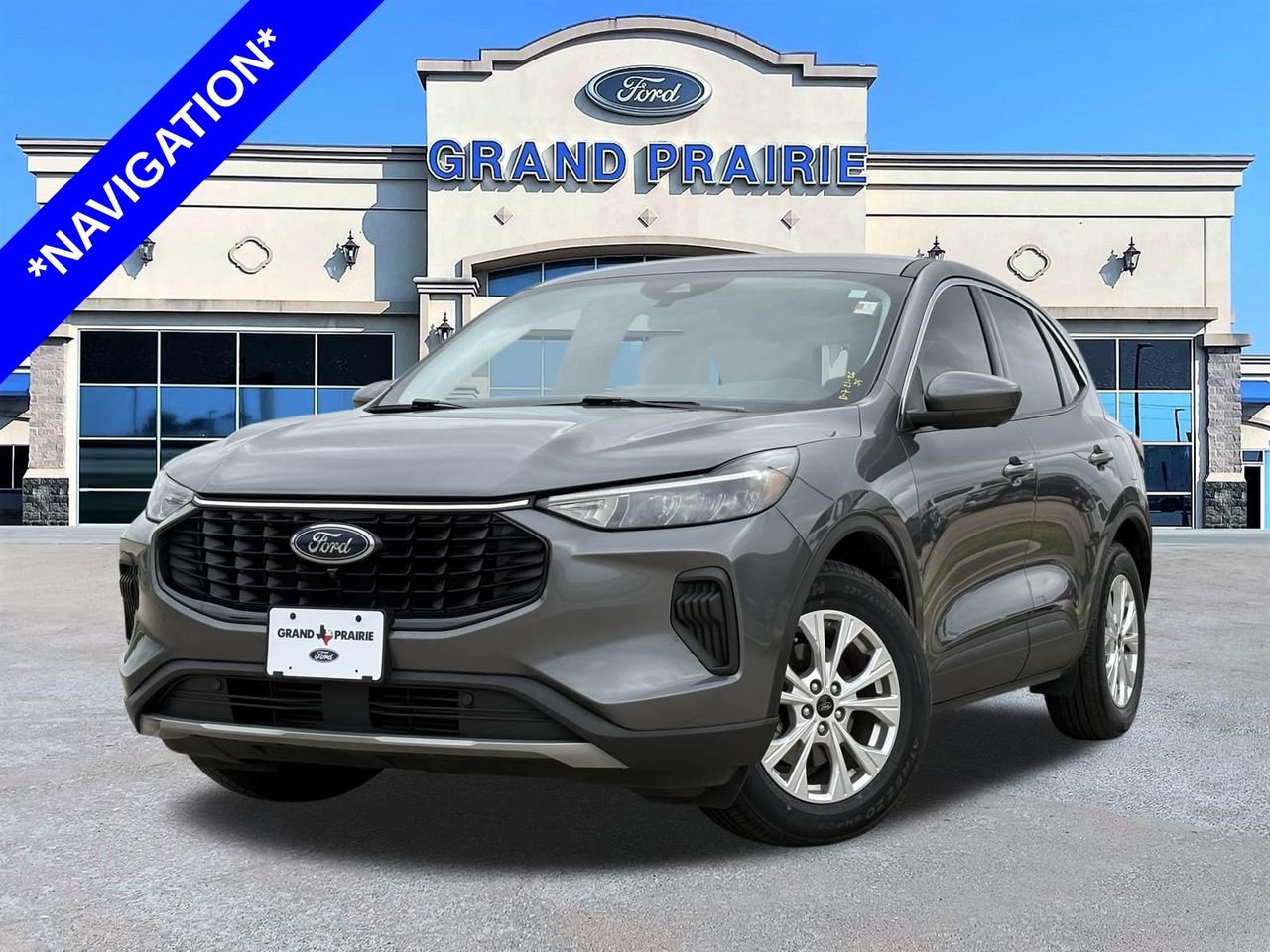 Used 2024 Ford Escape Active w/ Tech Pack #2 FWD image 1