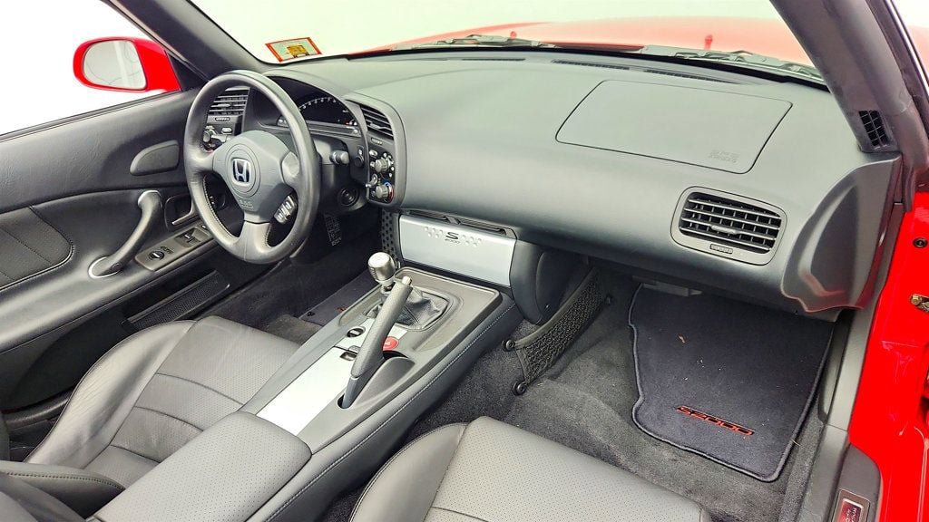 Used 2005 Honda S2000 image 27
