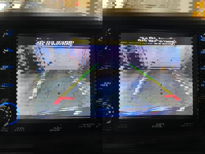 Used 2014 Chrysler Town & Country Touring-L w/ Driver Convenience Group image 15