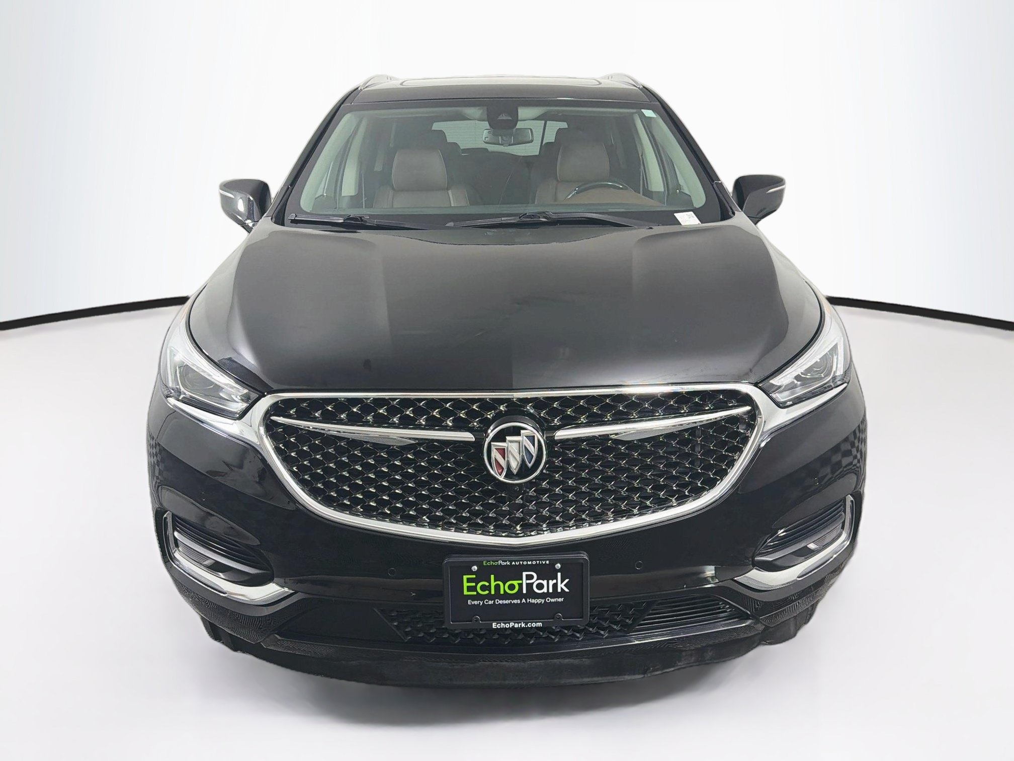 Used 2018 Buick Enclave Avenir w/ Avenir Technology Package FWD image 2