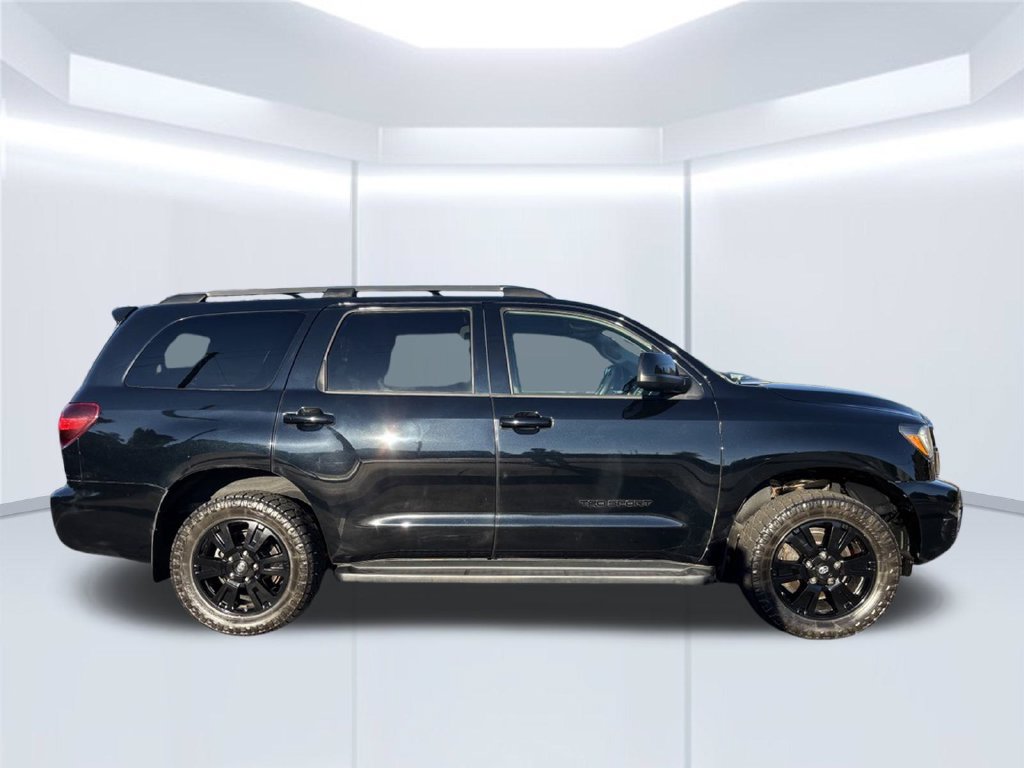 Used 2018 Toyota Sequoia TRD Sport AWD/4WD image 7