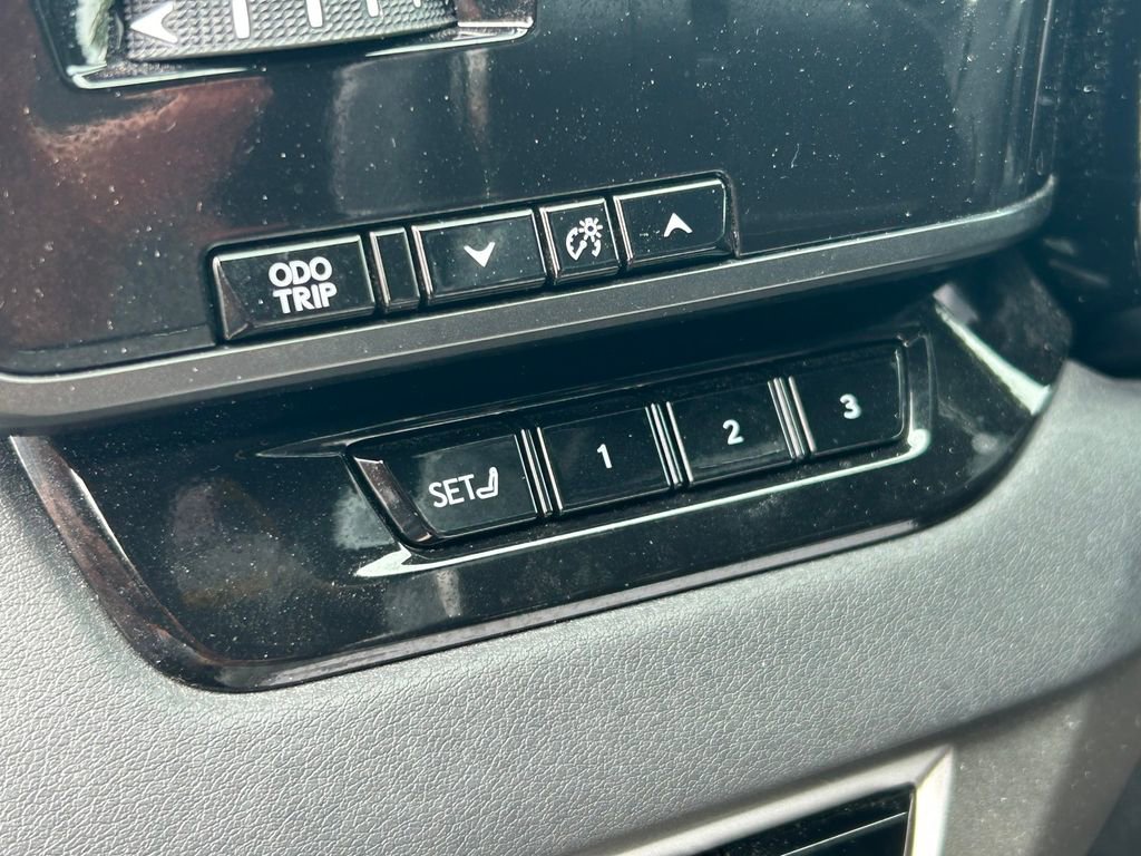 Used 2023 Lexus RX 350 w/ Accessory Package (P3) AWD/4WD image 26