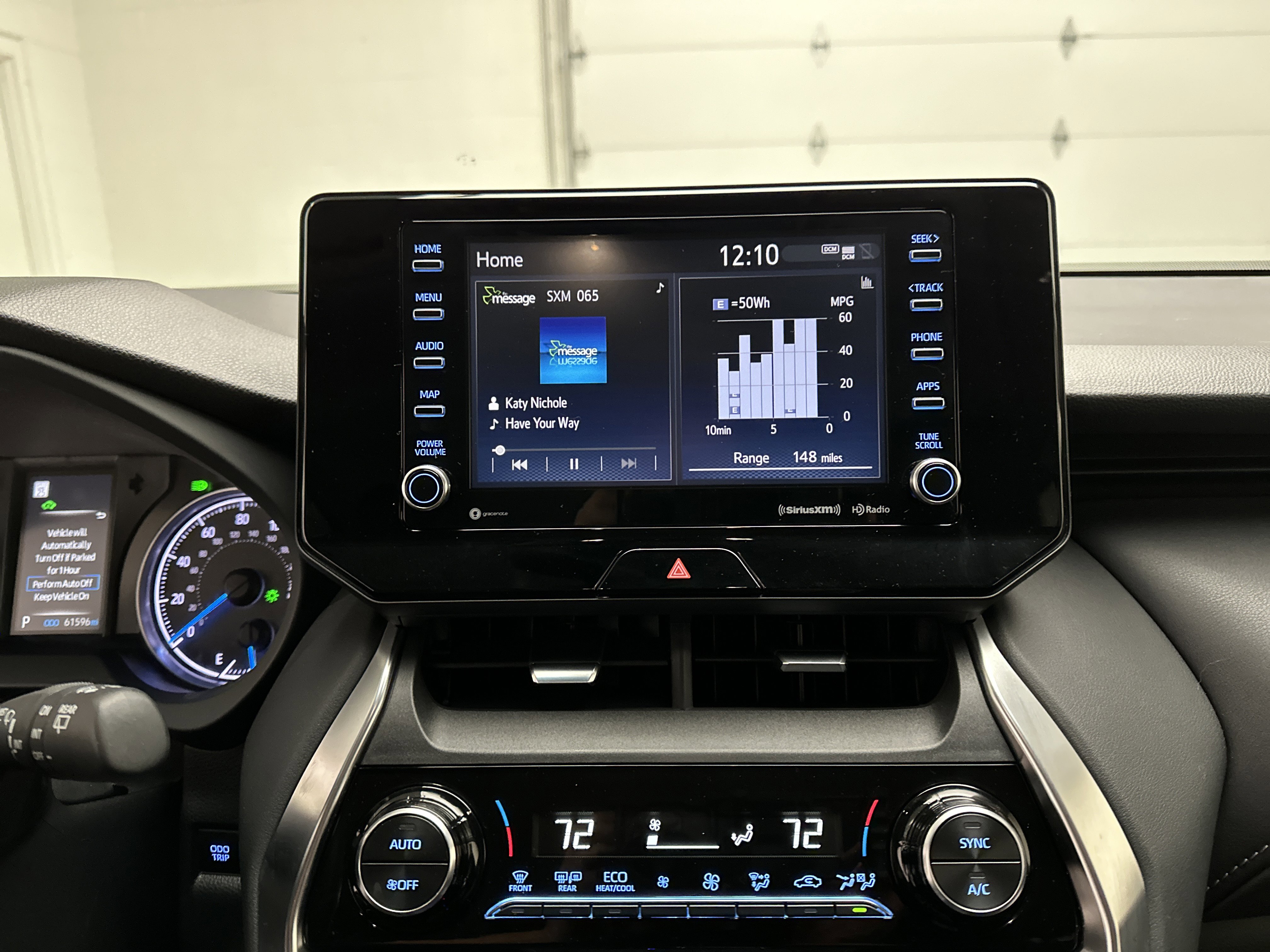 Used 2022 Toyota Venza LE image 30