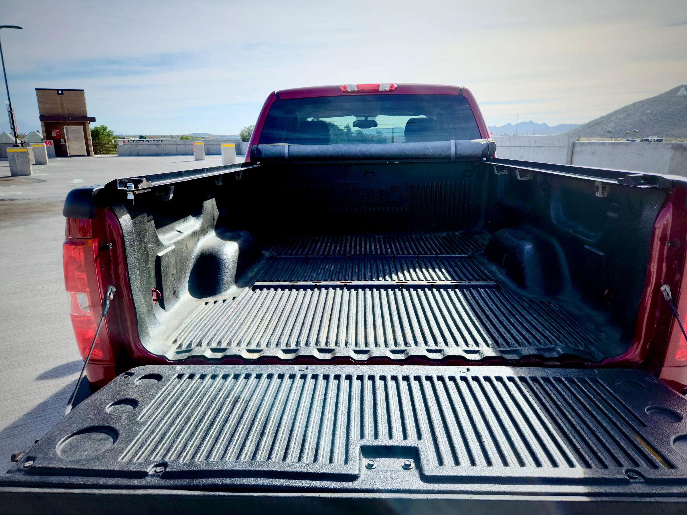 Used 2007 Chevrolet Silverado 2500 LT w/ Suspension Package, Off-Road AWD/4WD image 11