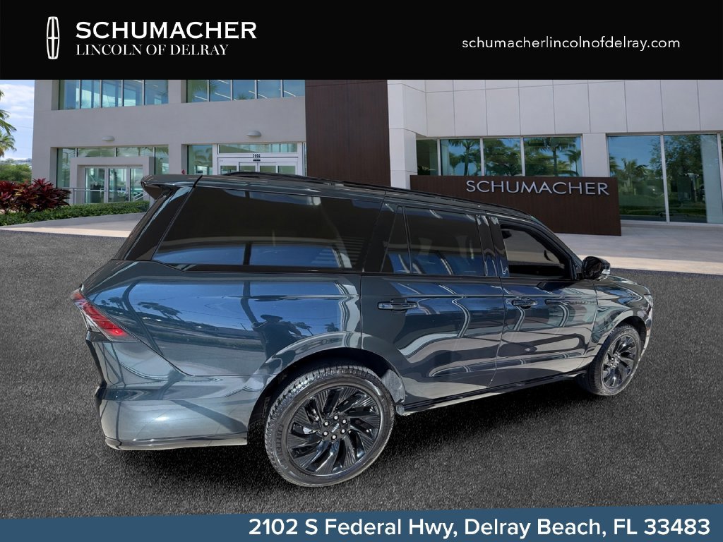 New 2026 Lincoln Navigator Reserve w/ Jet Appearance Package AWD/4WD image 8