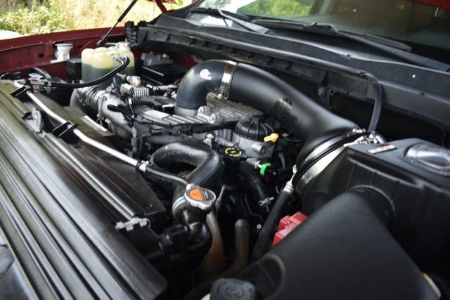 Used 2017 Nissan Titan SV image 20