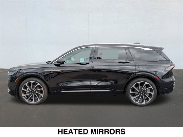 Used 2024 Lincoln Nautilus Black Label AWD/4WD image 2