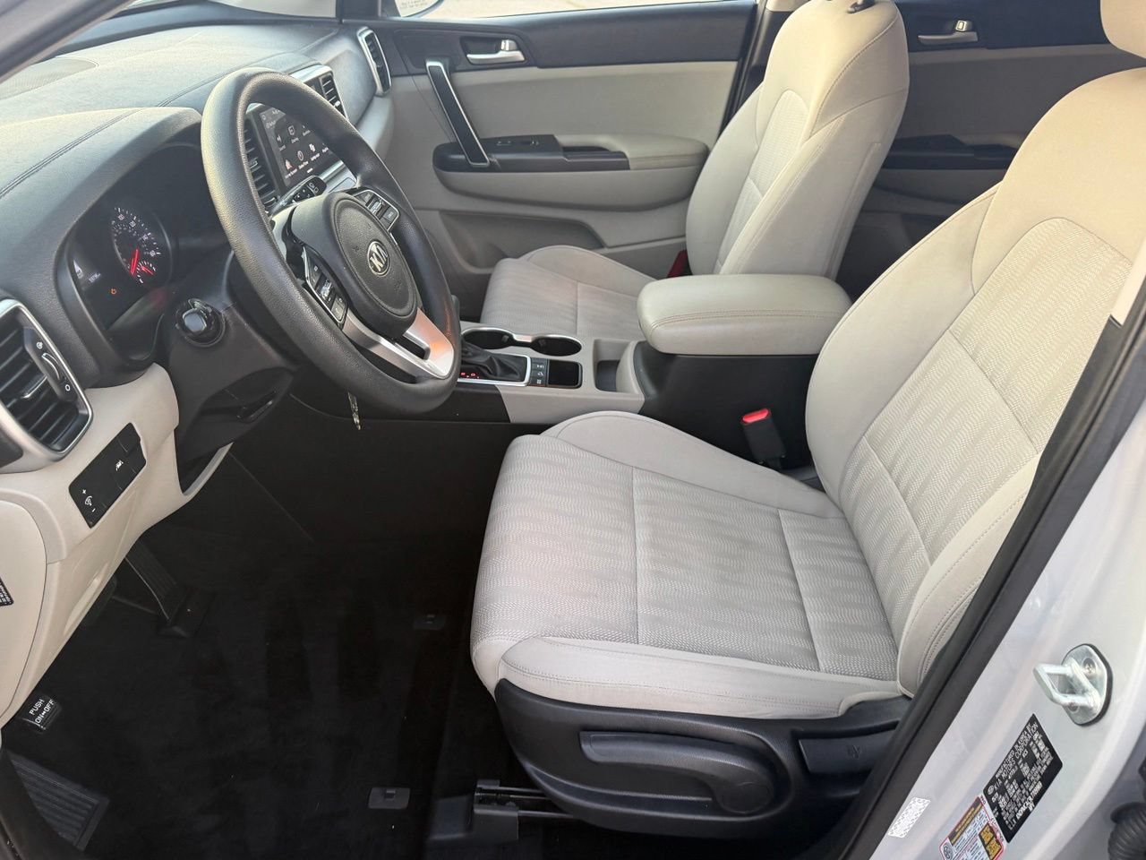 Used 2020 Kia Sportage LX AWD/4WD image 27